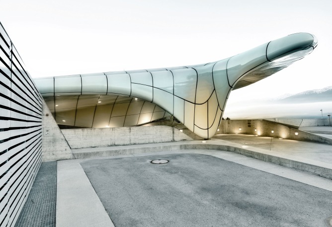 因斯布鲁克Nordpark缆车及四个车站设计丨奥地利丨扎哈·哈迪德建筑事务所（Zaha Hadid Architects）-18