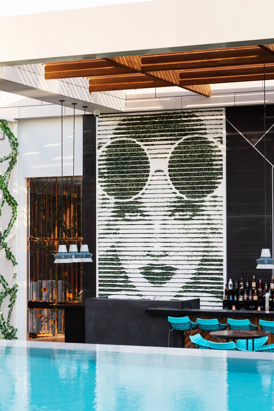 迪拜 Waldorf Astoria 酒店 St. Trop 池畔餐厅设计-28