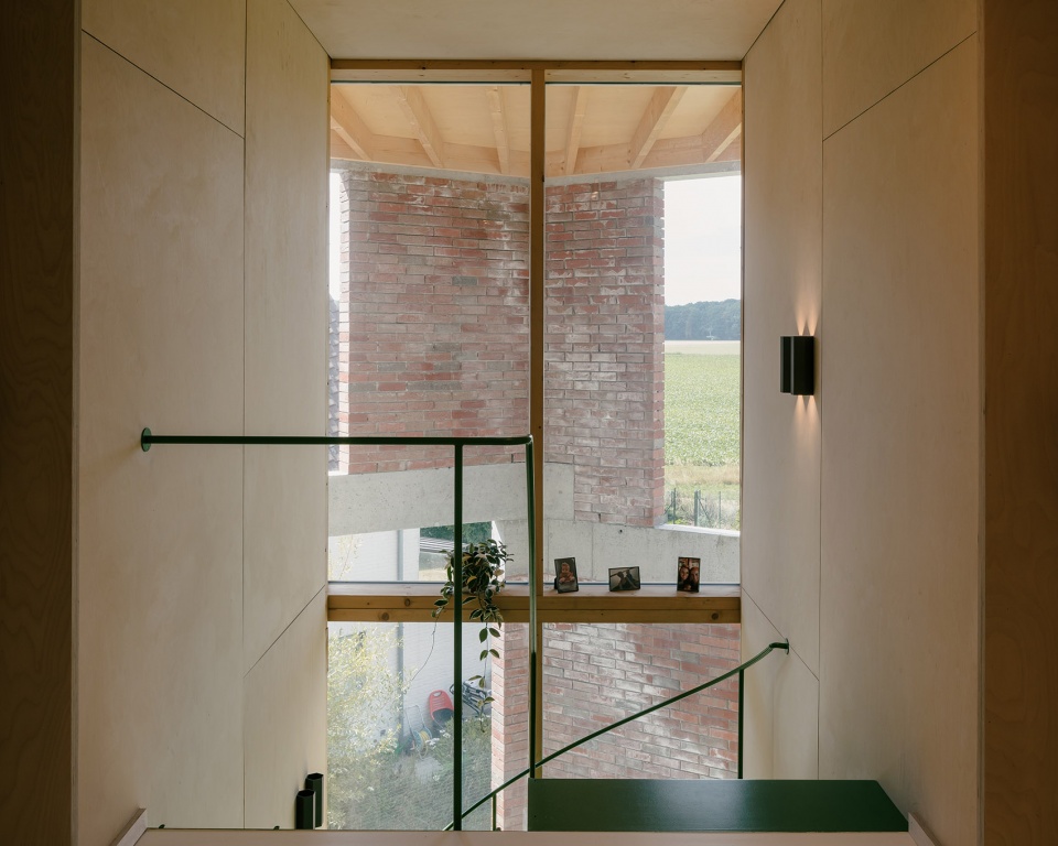 比利时 BLAF 事务所作品 | jtB 住宅,实现节能与环境友好共存-27