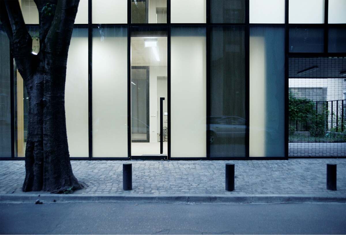 古老“希腊街区”的现代办公楼丨MMXX建筑事务所-11