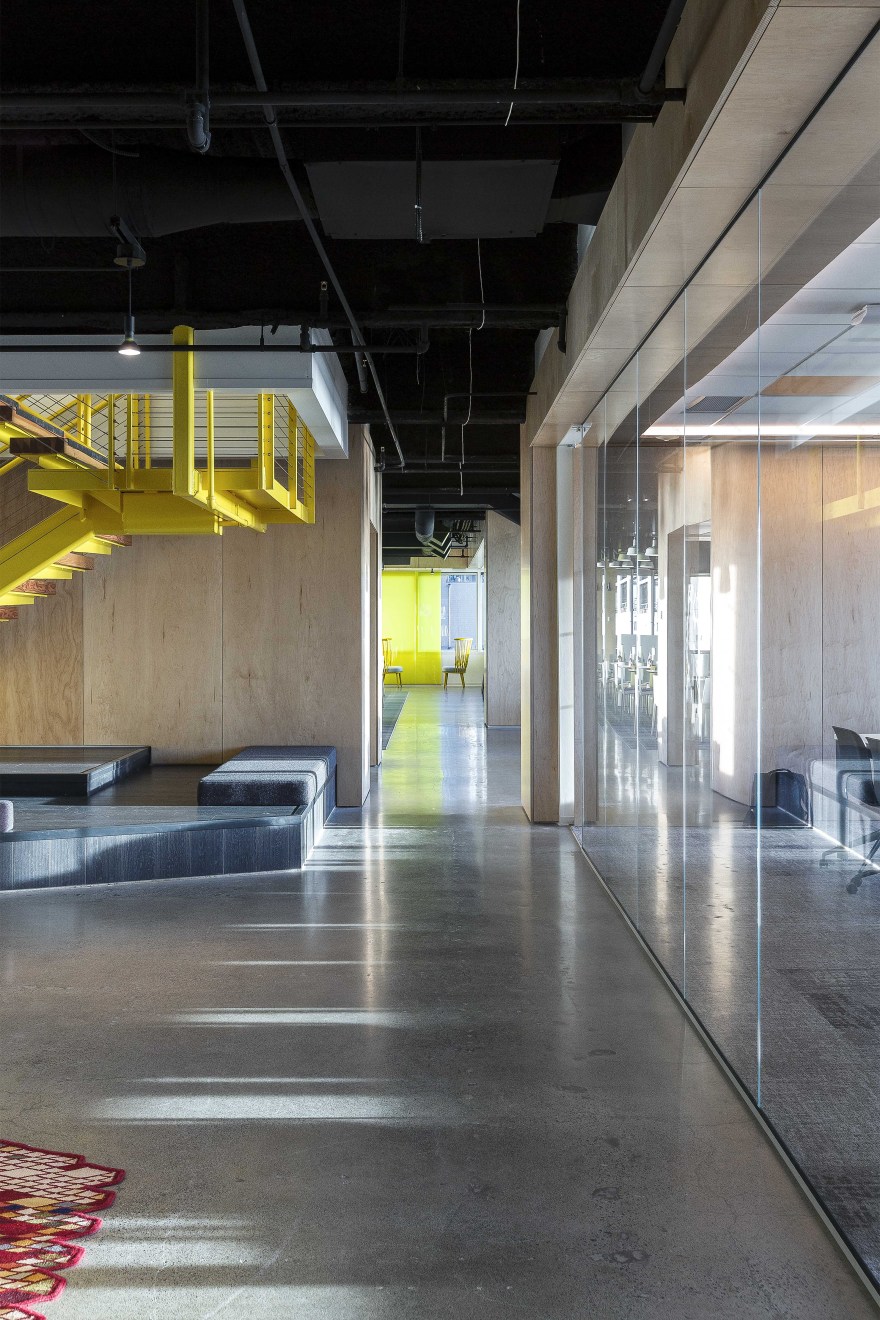 科技媒体公司 Seattle 办公室设计-29