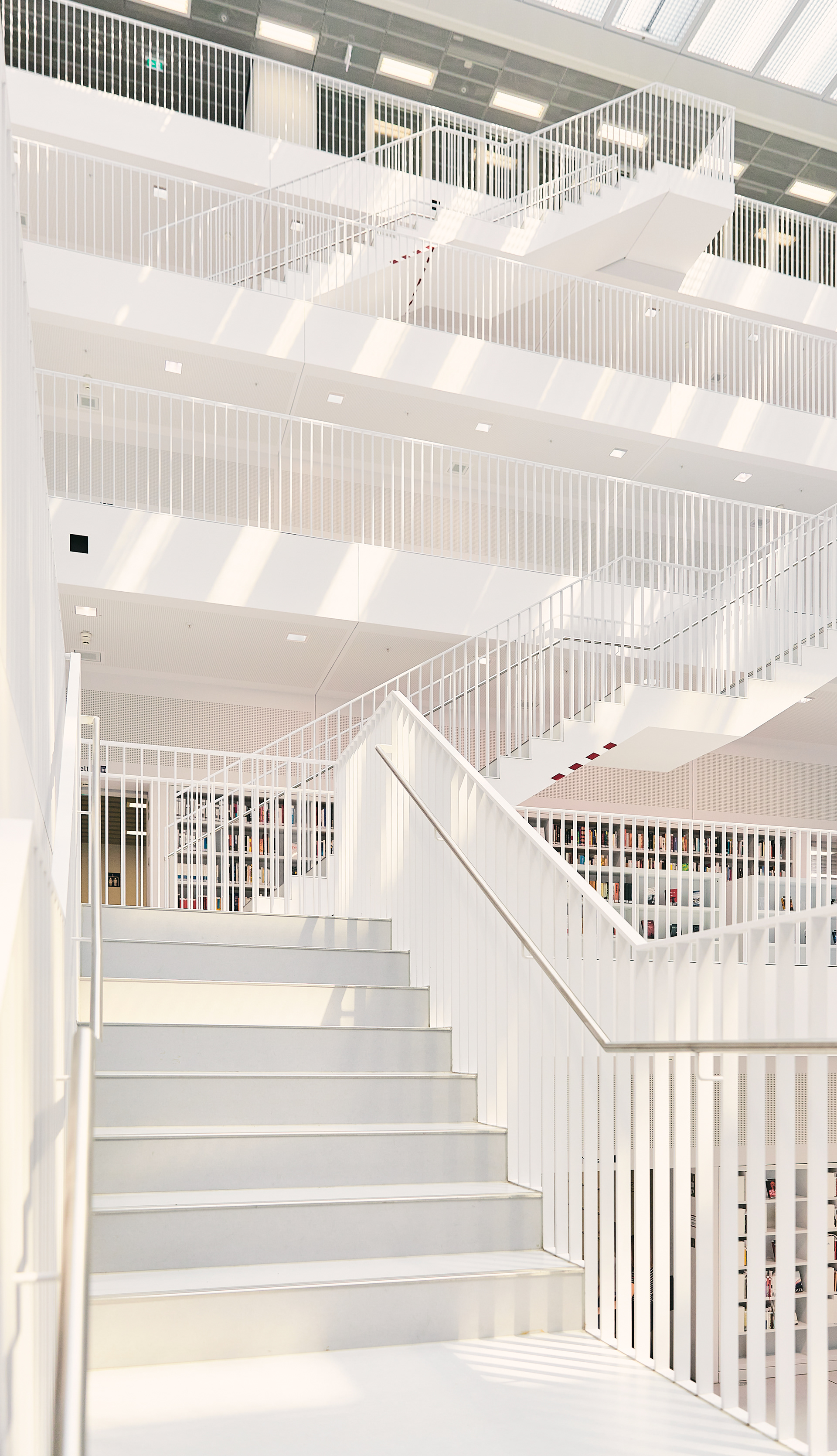 米兰广场市立图书馆丨德国斯图加特丨Eun Young Yi-3