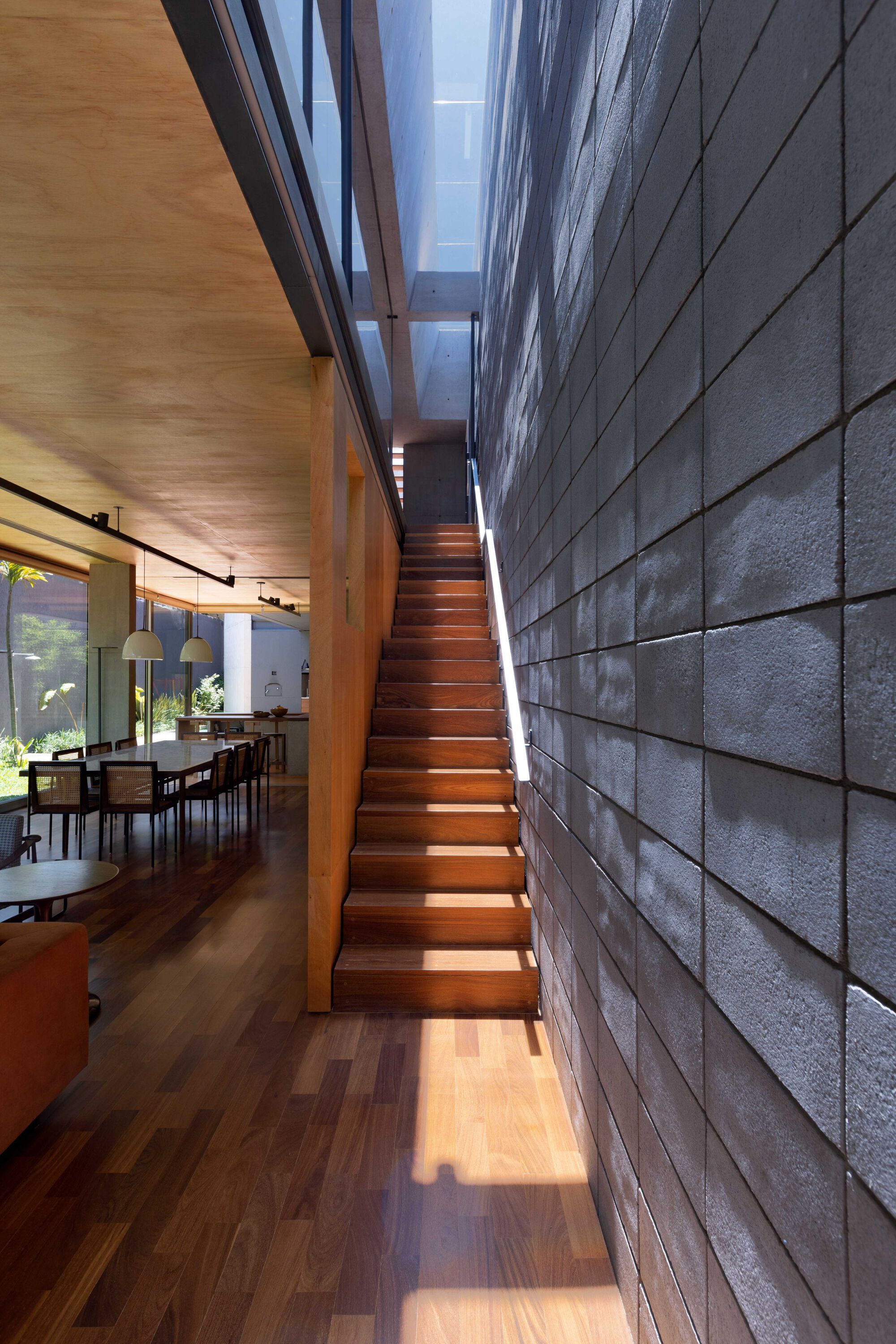 茹基阿之家丨巴西圣保罗丨UNA MUNIZVIEGAS-45