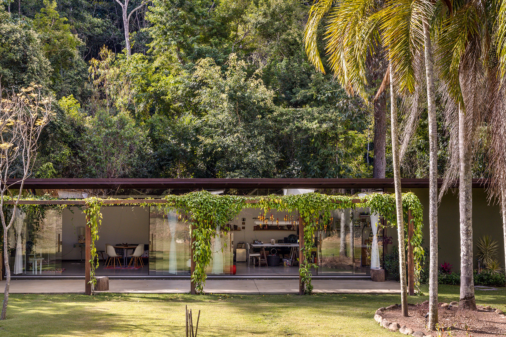 Videiras山谷中的住宅,巴西 / Rodrigo Simão Arquitetura-106