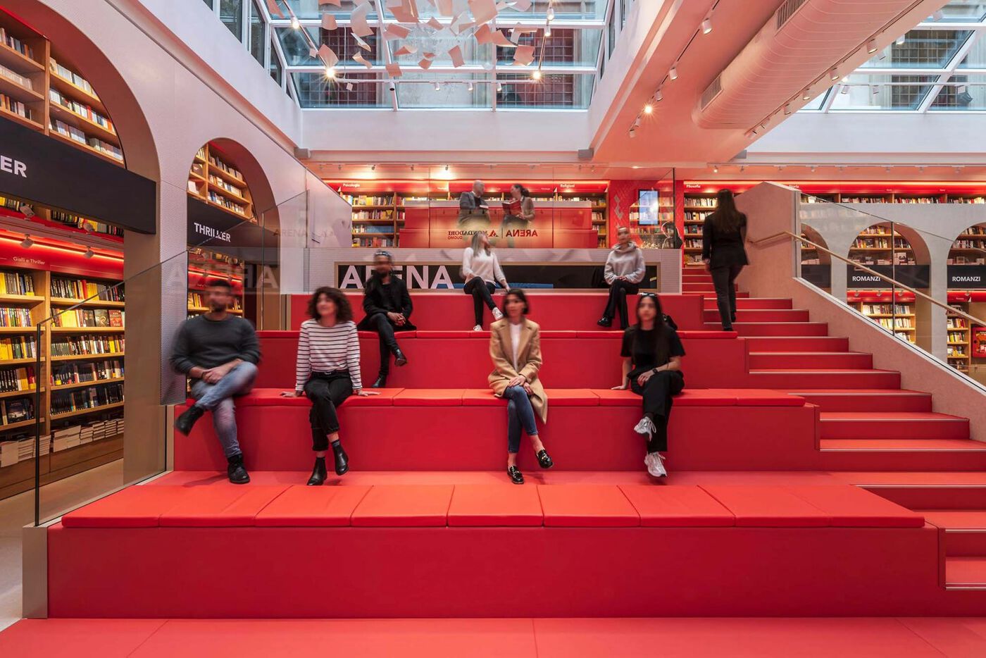 米兰蒙达多利大教堂书店丨意大利米兰丨Il Prisma 工作室-10