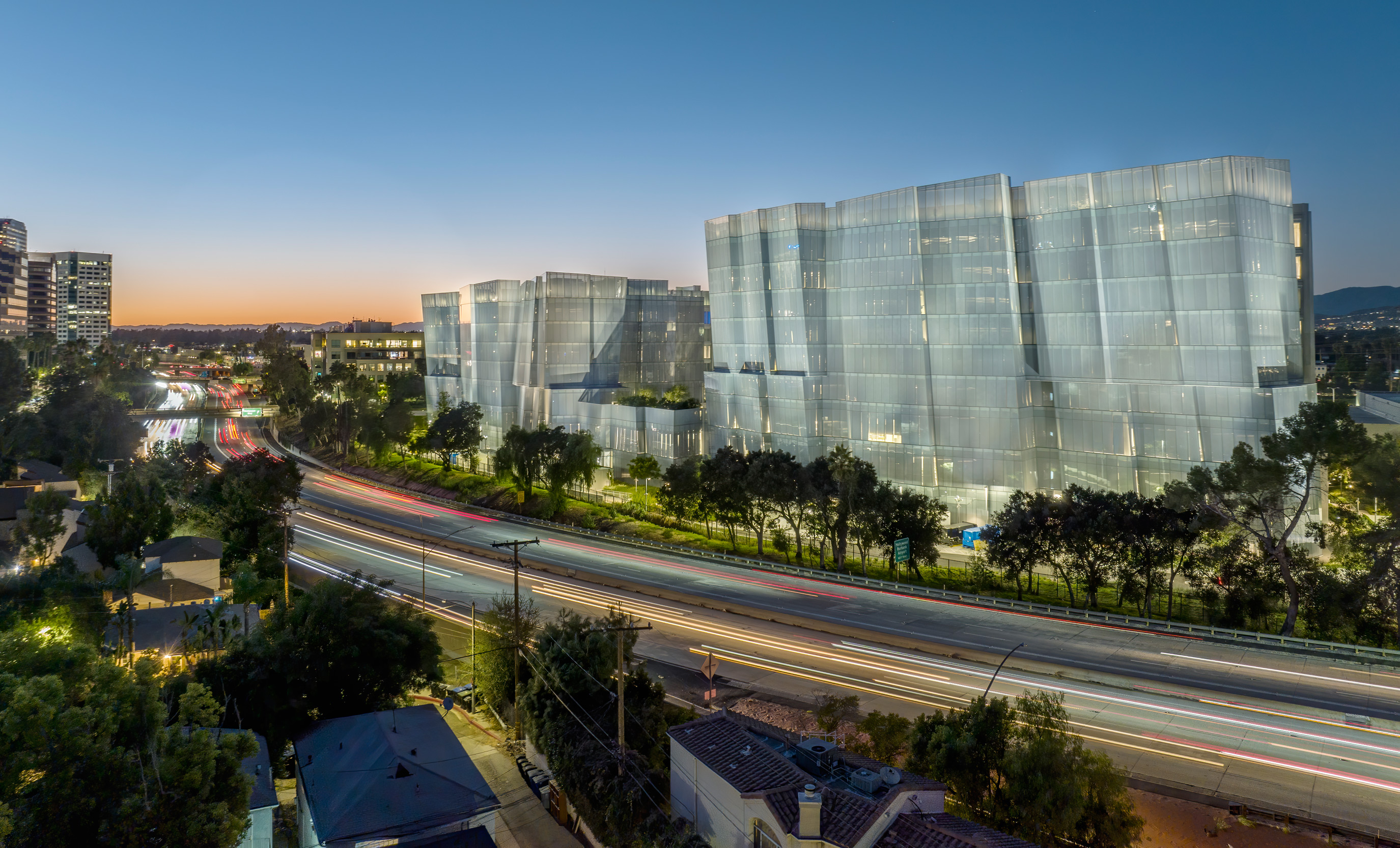 华纳兄弟伯班克总部扩建丨美国-0