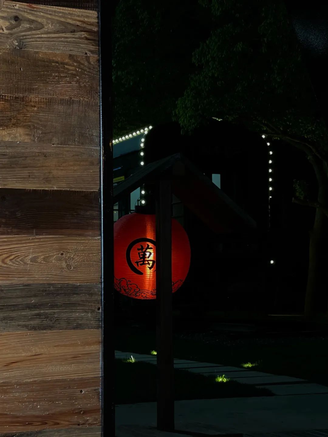 万吉水产 · 工业风日料店的创意设计丨中国苏州丨不止设计-6