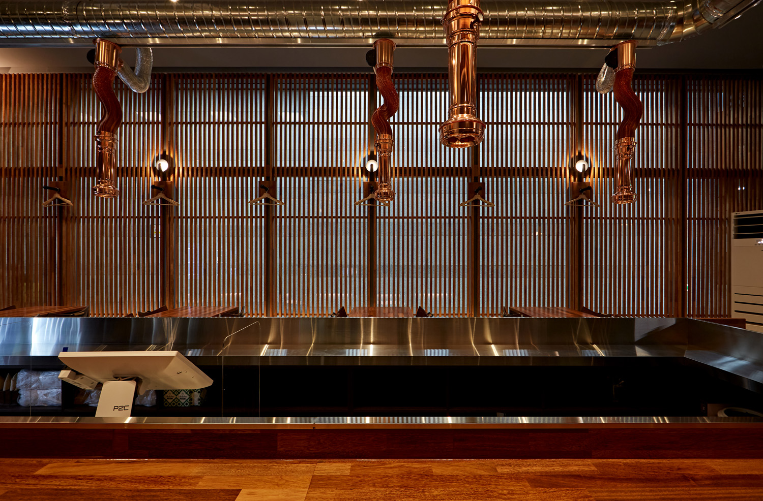 现代简约别墅设计，木材与石材的完美融合-10