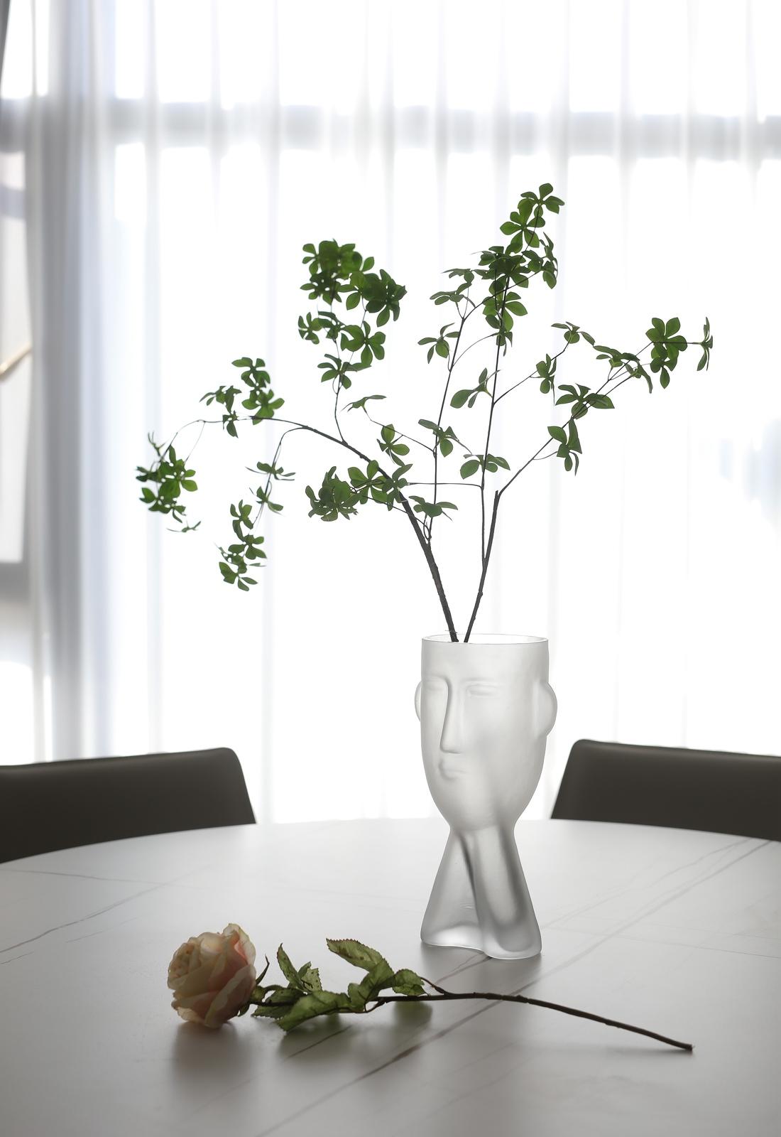 玄关景窗引视线,客餐吧台巧分割-16