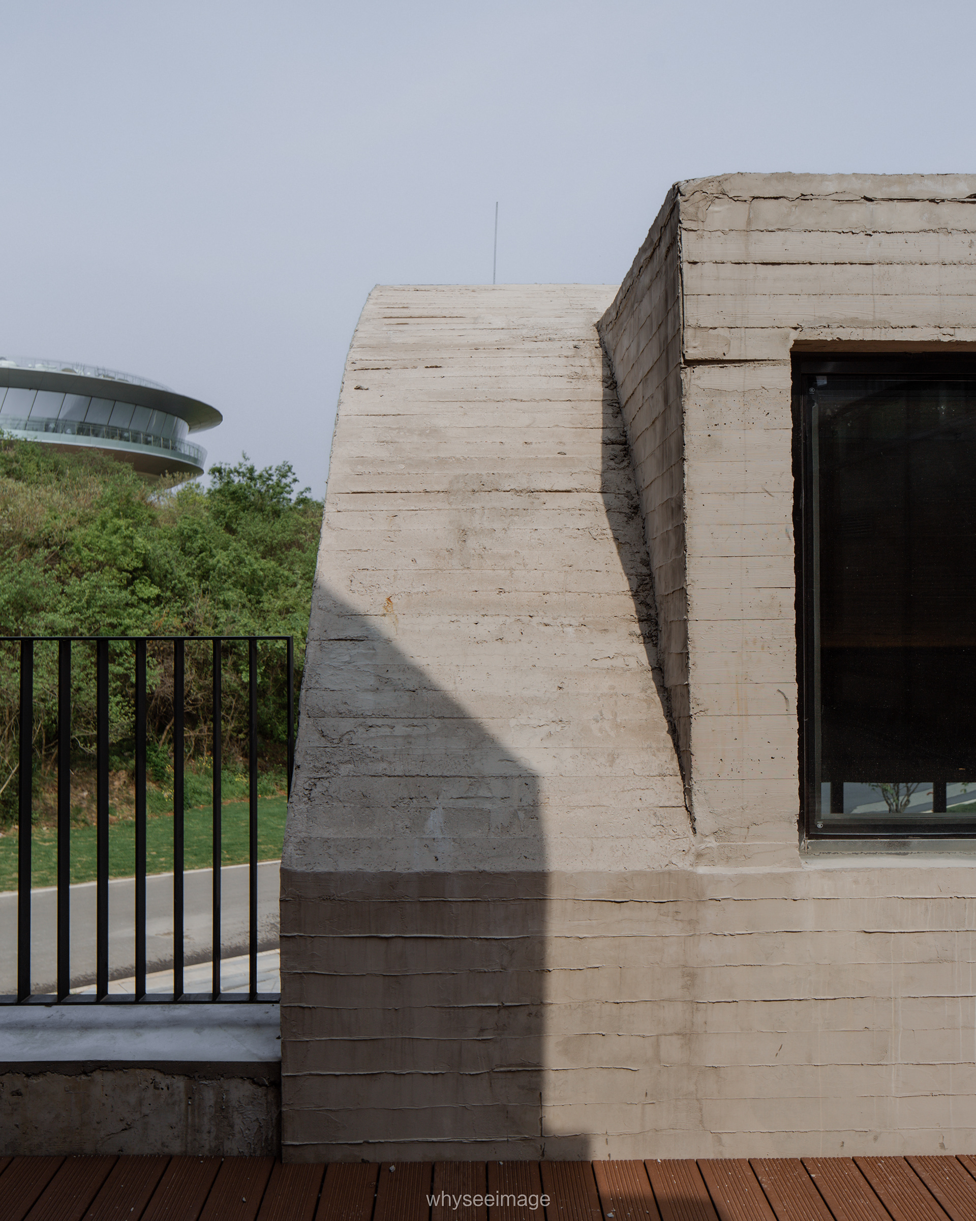 先锋汤山矿坑书店丨中国南京丨东南大学建筑学院&艺合境建筑事务所-45