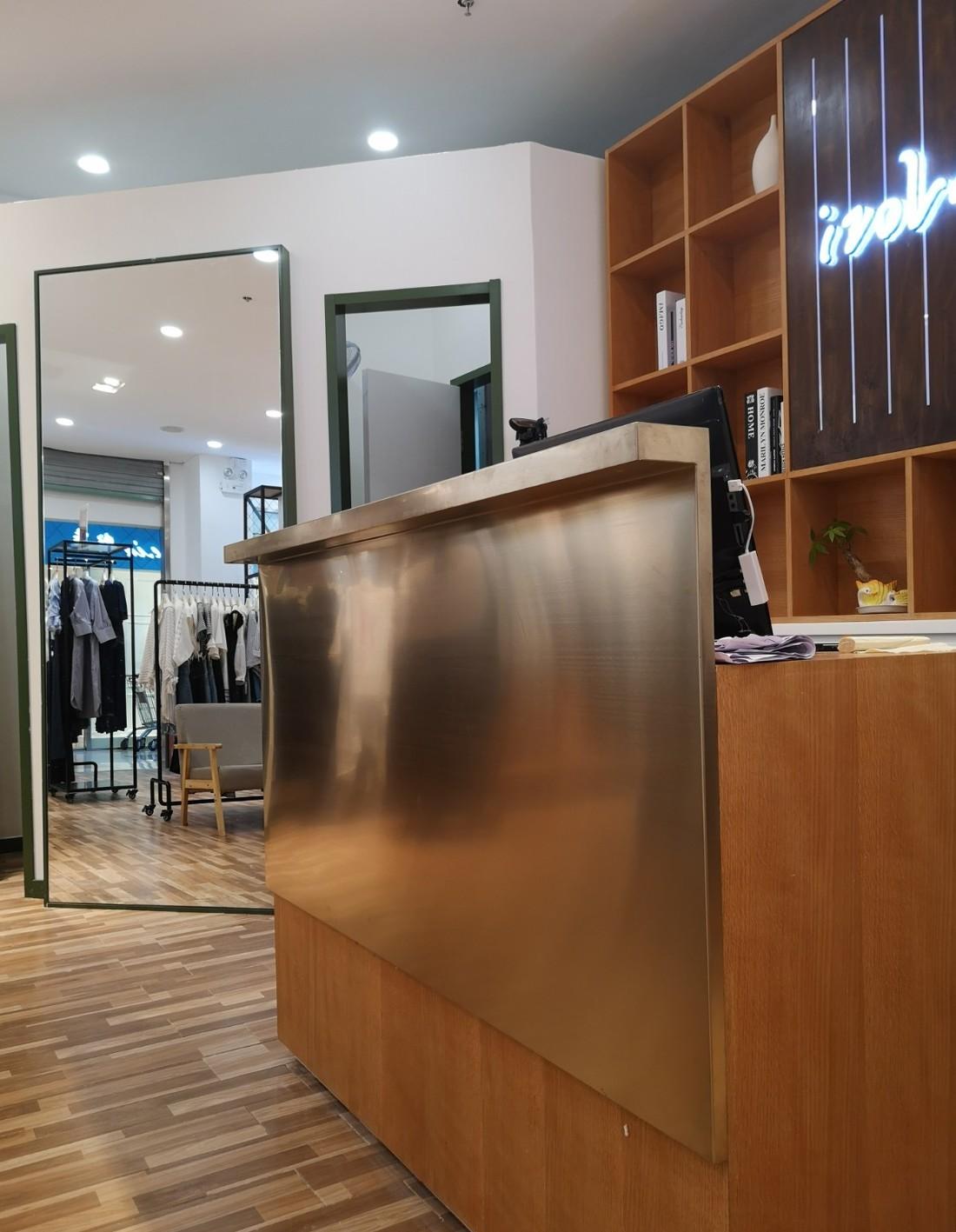 
izola 常州关河大润发-女装 -14