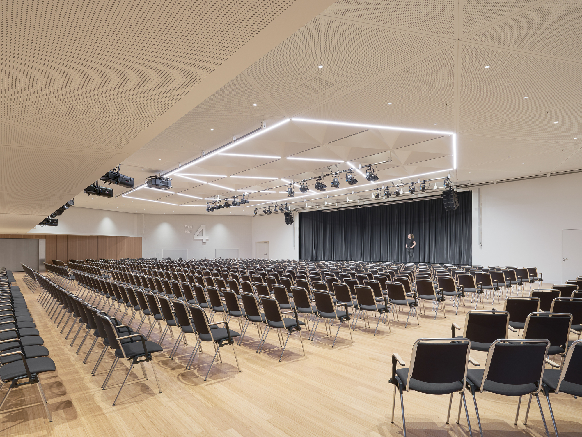 Revitalization Congress Center Hamburg / Hupe Flatau Partner-56