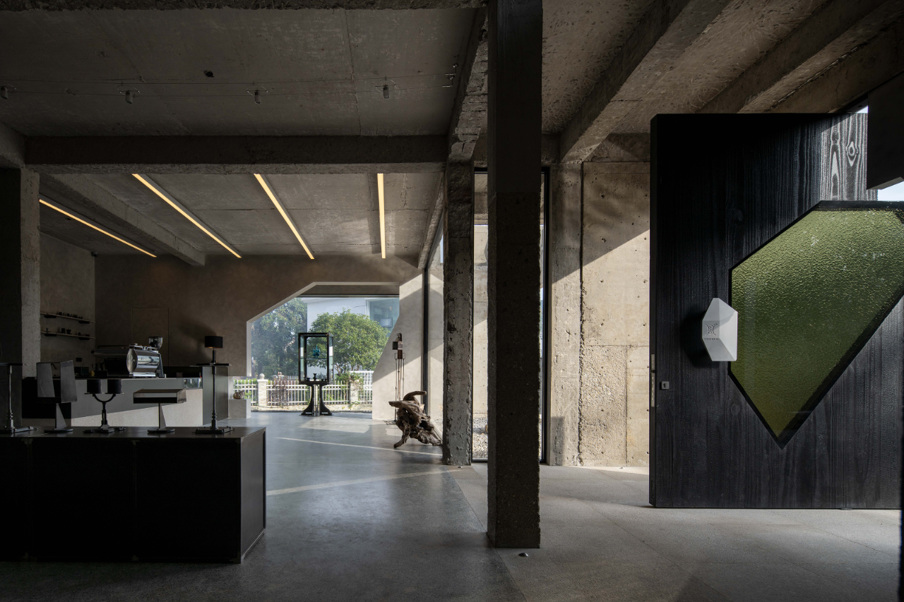 檀雀 TANCHUR 艺术展厅丨中国景德镇丨一影设计-26