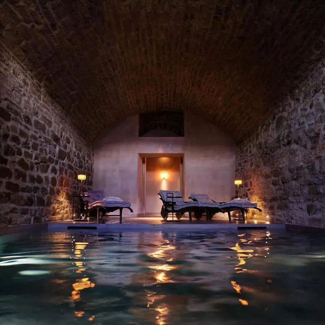 意大利千年古堡改造成奢华酒店,领略中世纪魅力-146