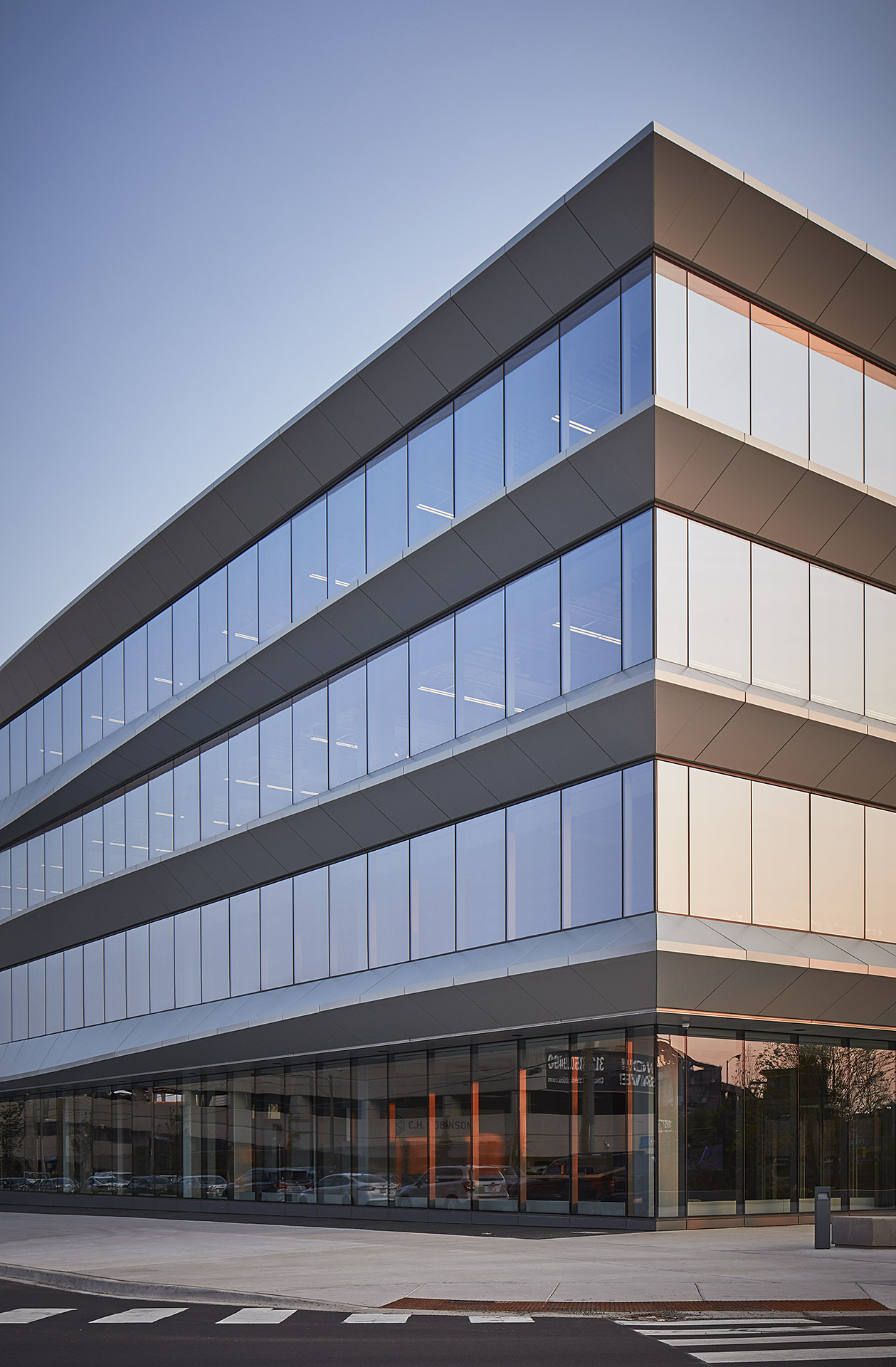 芝加哥 C.H. Robinson Midwest 总部——绿色、高效、灵活的办公空间-14