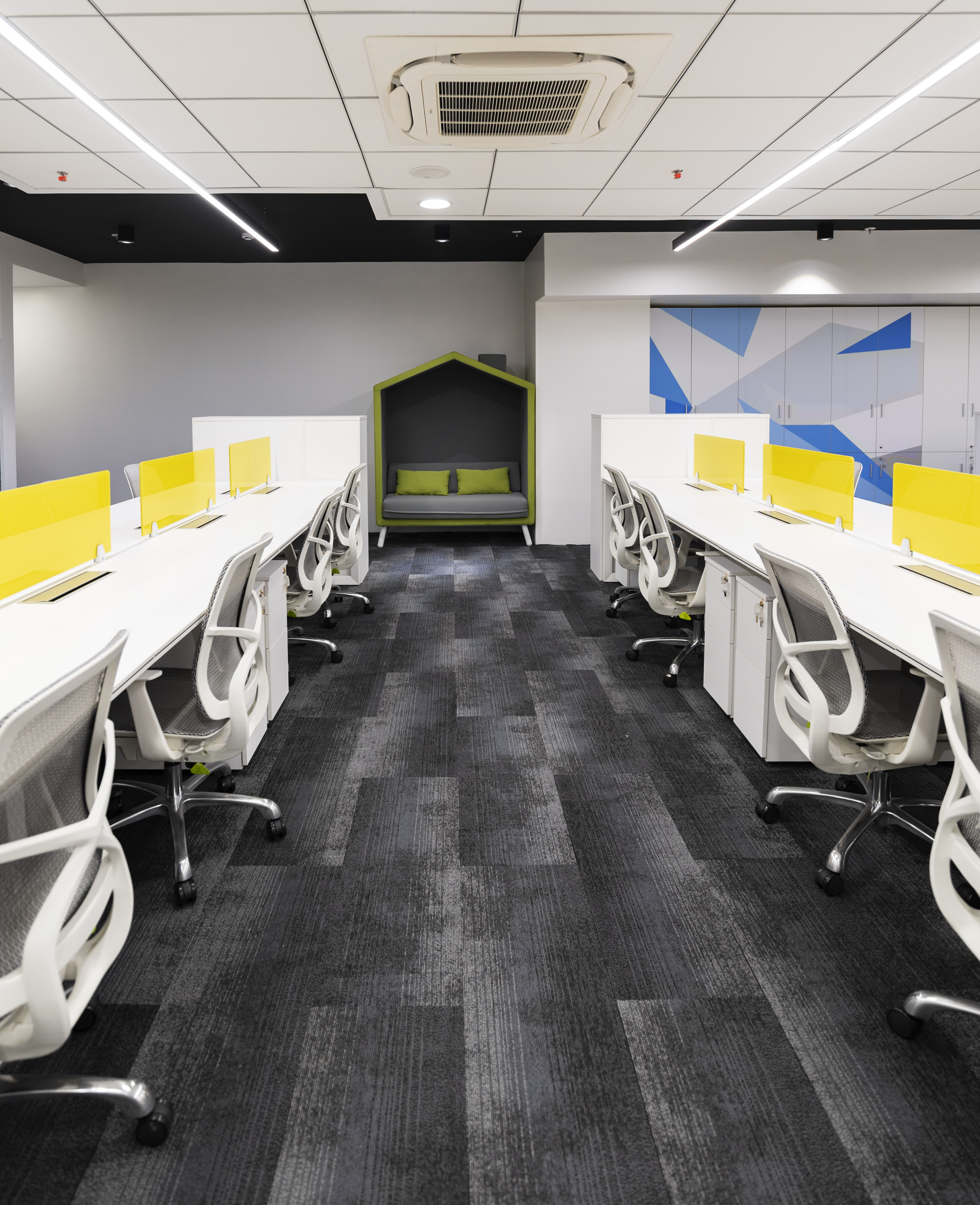 印度 Fedbank 银行总部室内设计-29