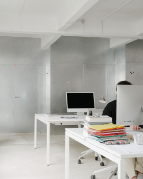 5 Rooms / Hyper