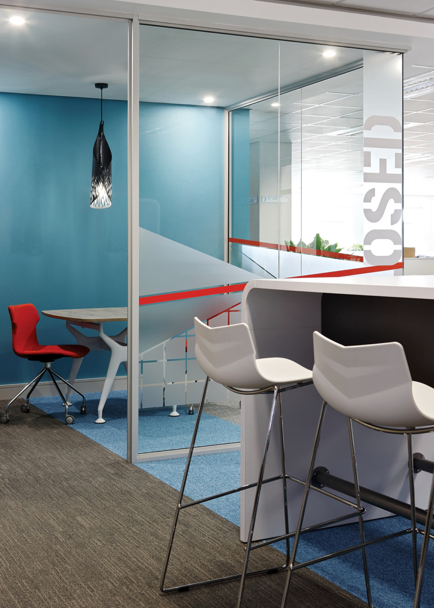 南非约翰内斯堡 AIG 办公室 - 明亮、开放、协作的办公环境-15