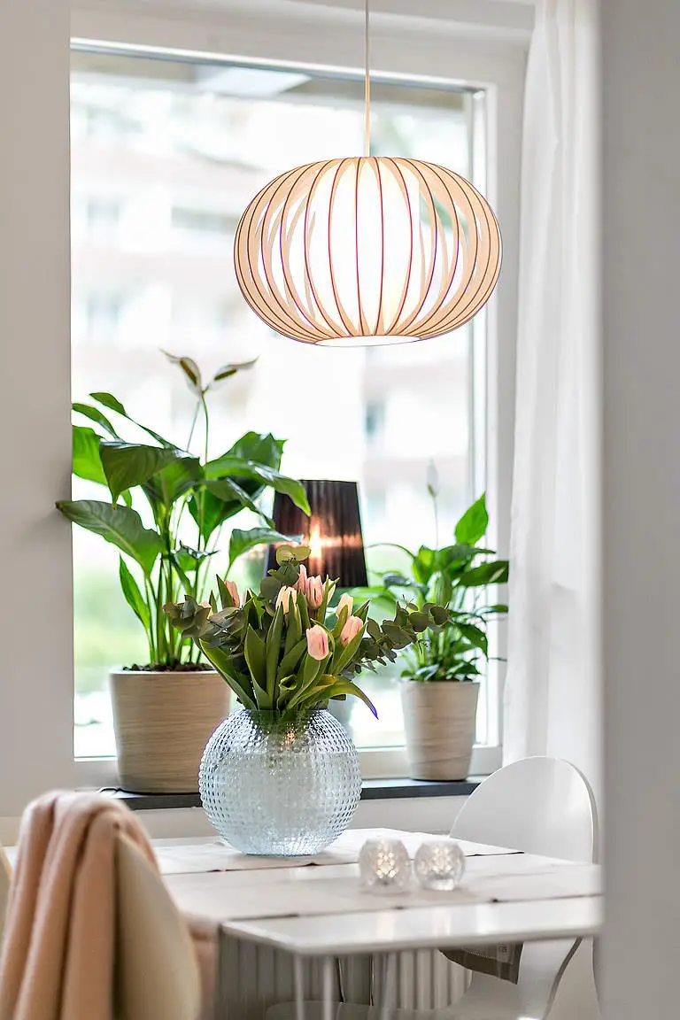 柔美粉红，为灰色空间注入女性魅力-10