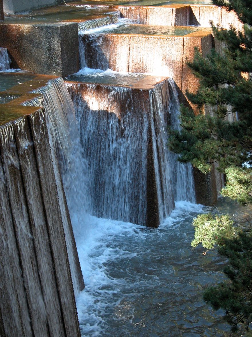 波特兰伊拉·凯勒水景广场——自然与城市的完美融合-16