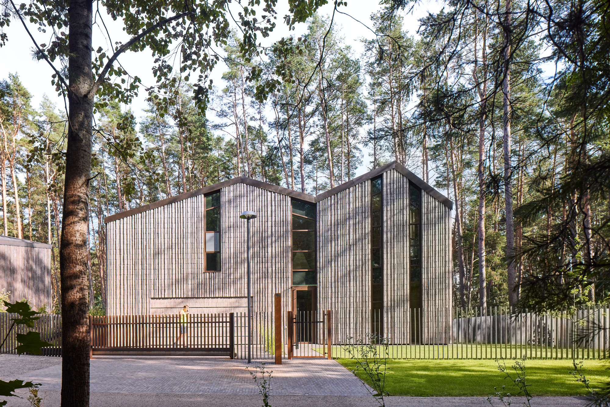 森林中的房屋丨立陶宛维尔纽斯丨Architektūros linija-13