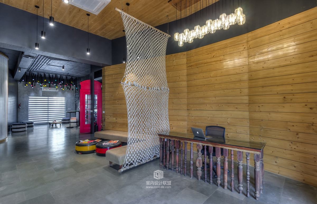 Peacock Technology-12