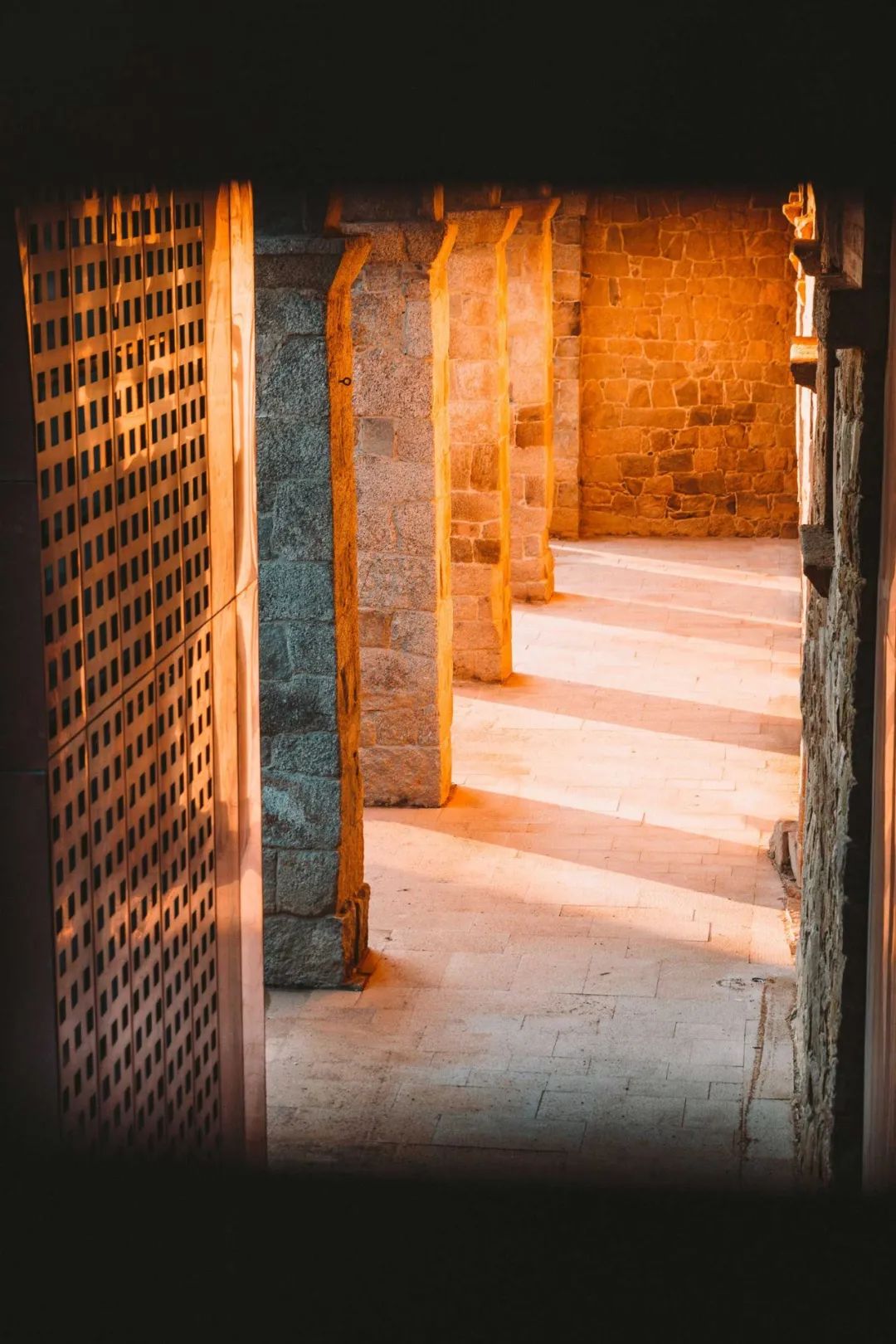 废墟新生 | 四个历史建筑修复案例-38