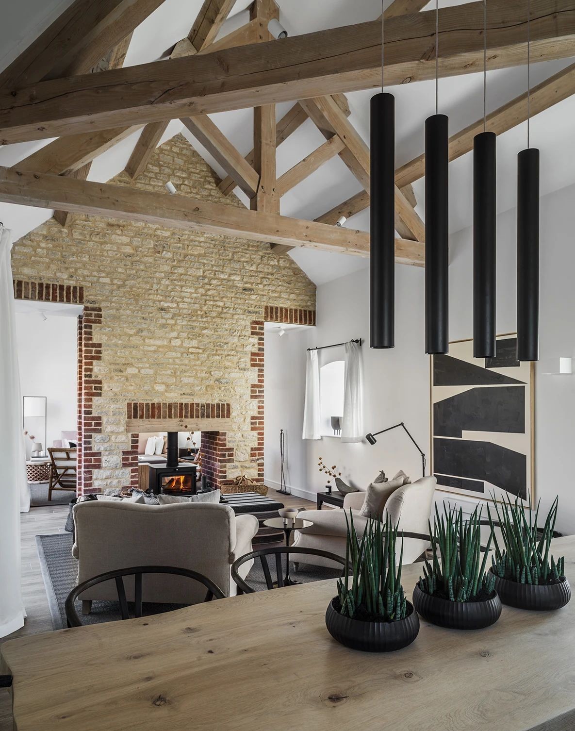 英国乡村与城市结合的居住空间丨Kelly Hoppen-10