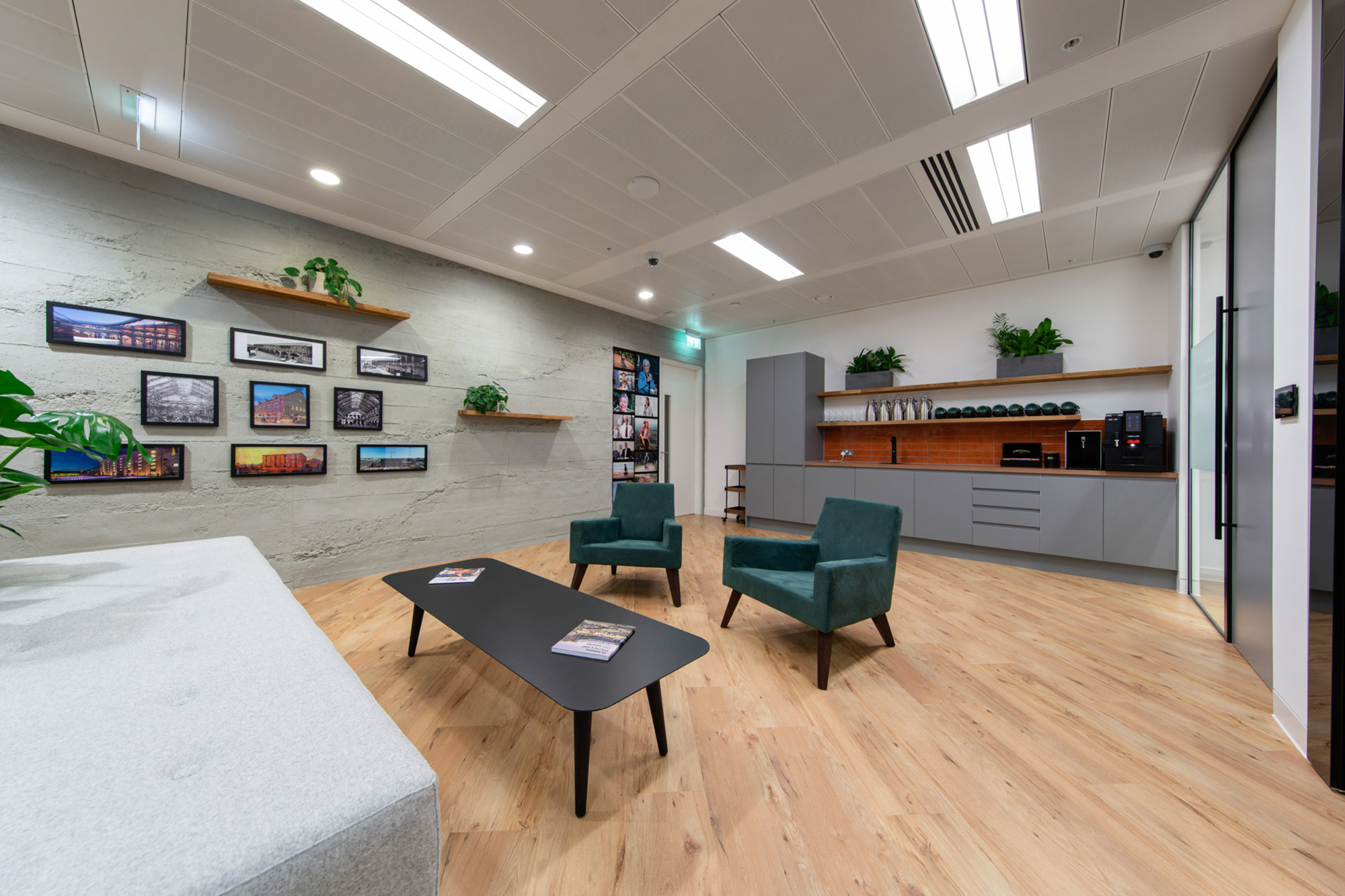 AustralianSuper’s London Office Design by London Painting Group-8