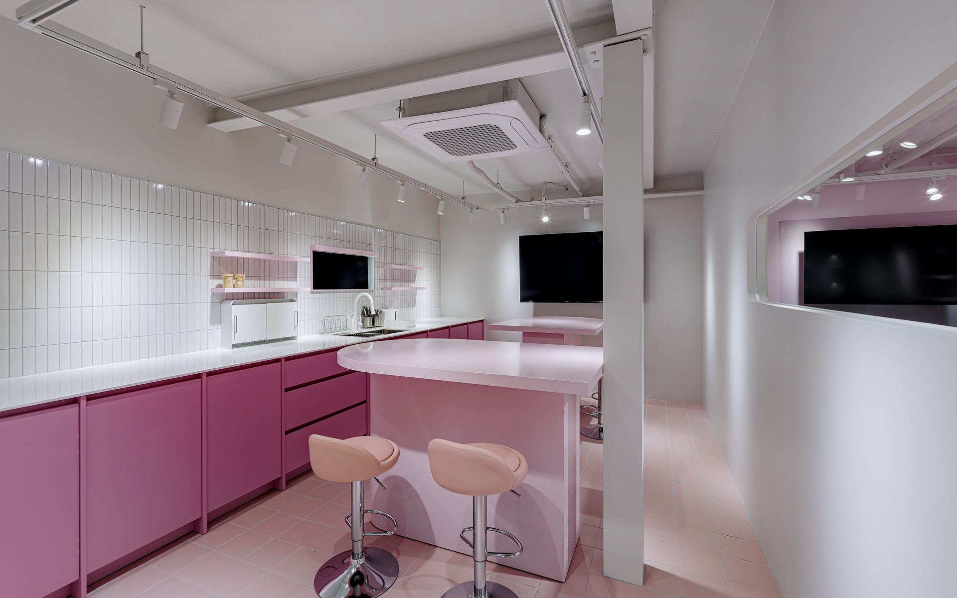 Rom&nd Flagship Store, Pink Office in Seongsu-29