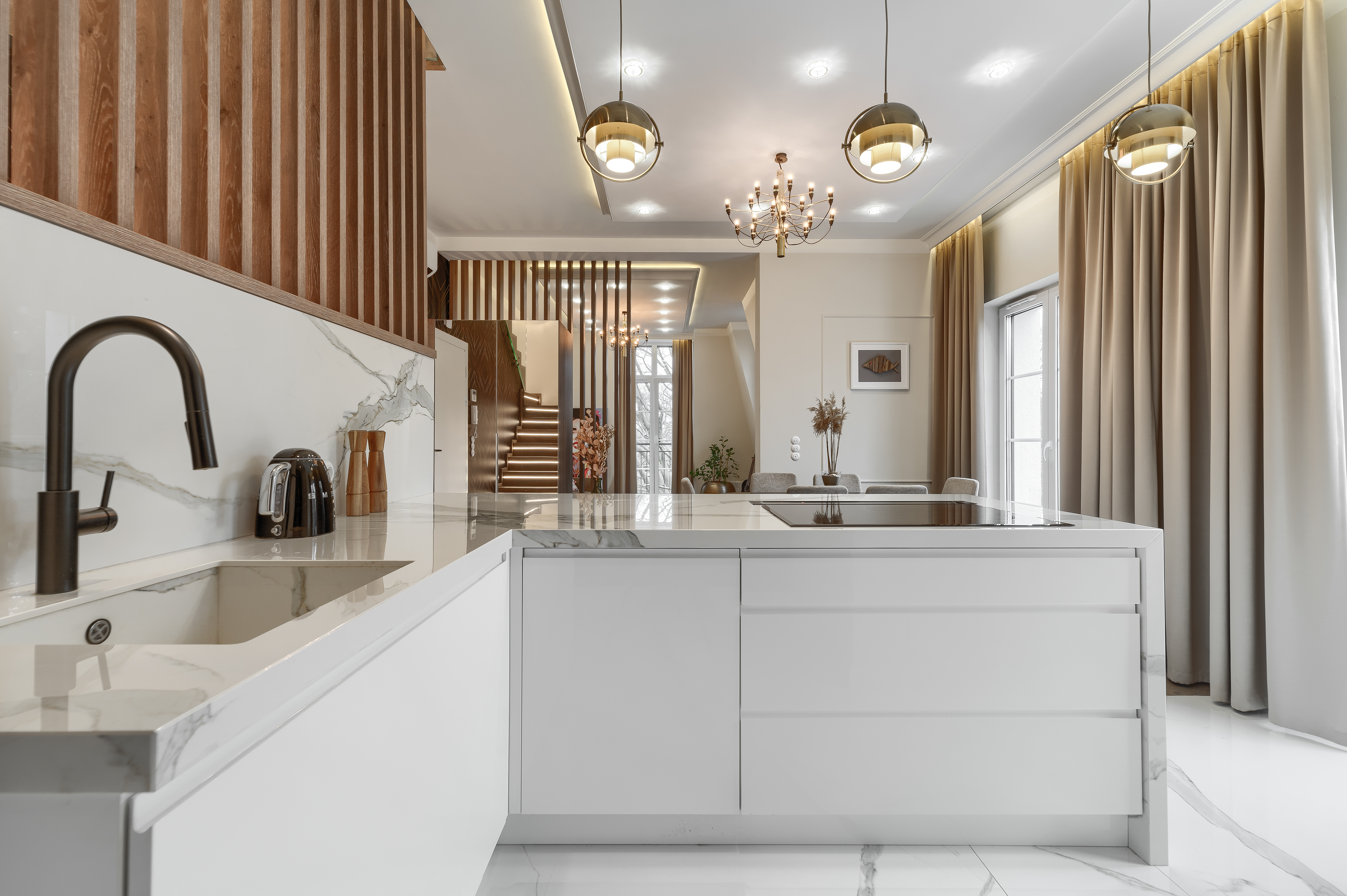 V44_open kitchen & dining room-7