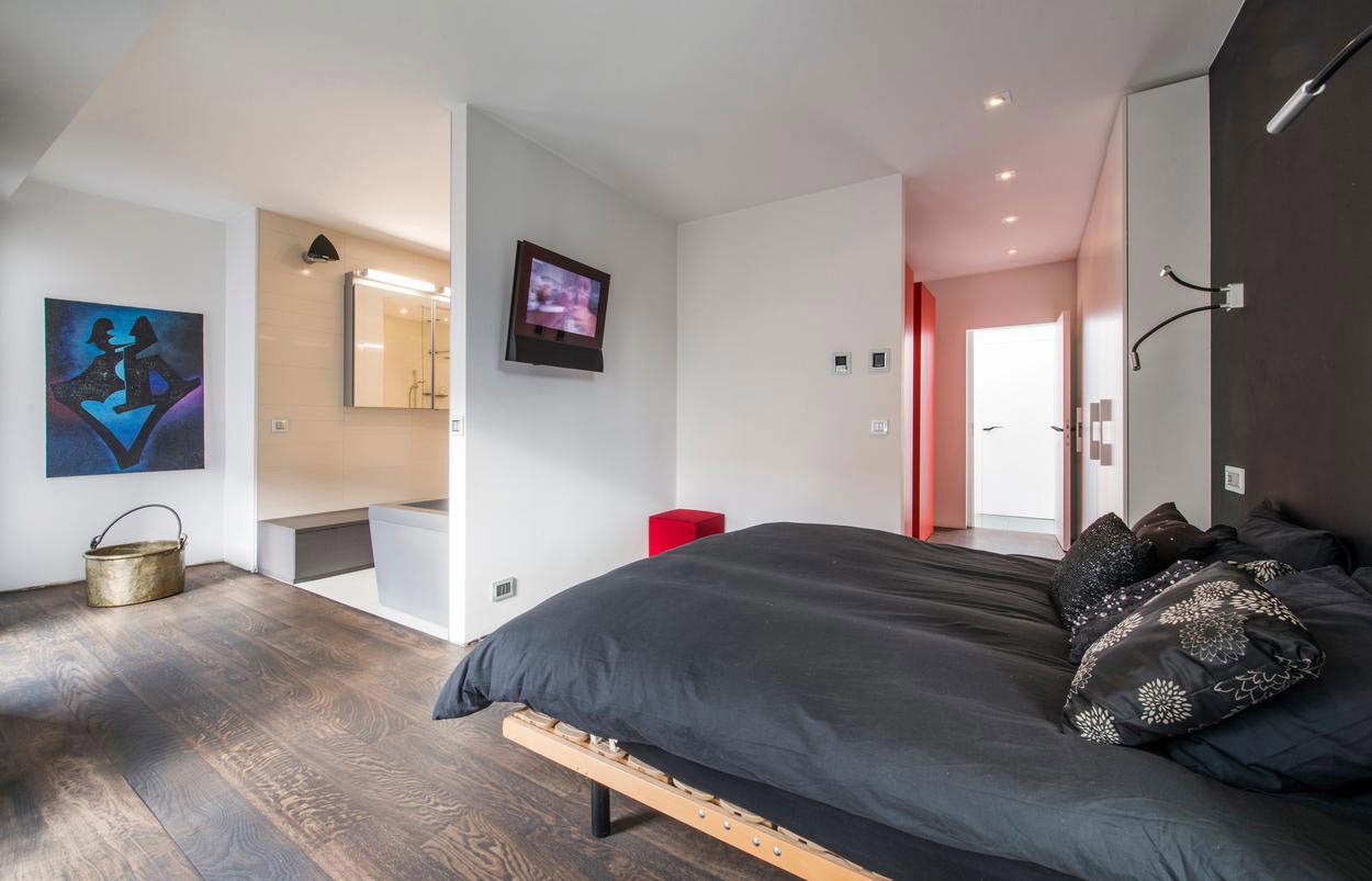 比利时阿尔蒂普改造面包店为明亮通风之家-35