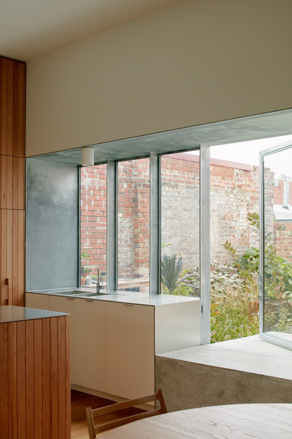 Arcadia Residence · 乡村回忆融入城市别墅设计丨澳大利亚丨ArchitectureArchitecture-25