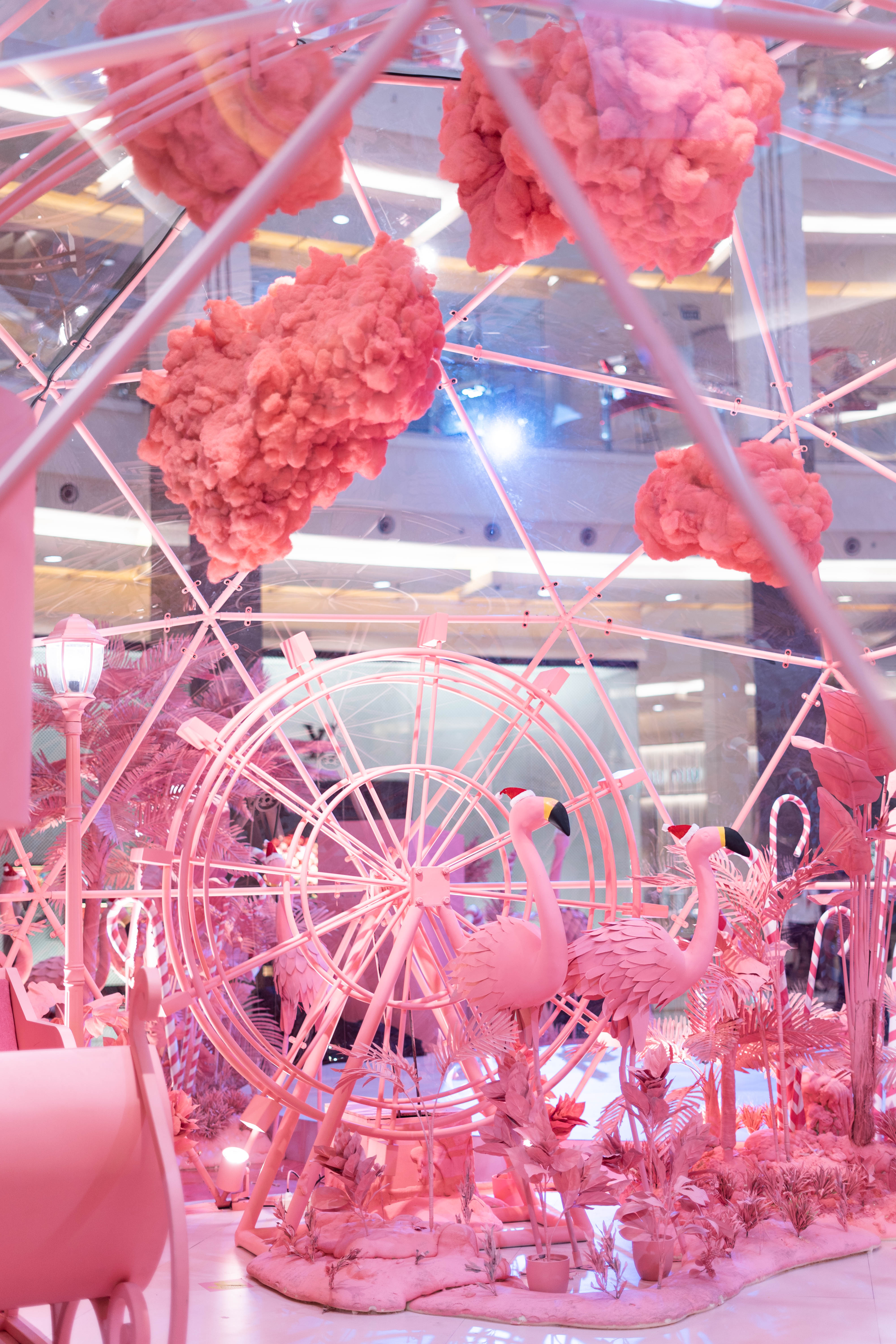 Pink Paradise - X-mas VM Mall Decor Installation-10