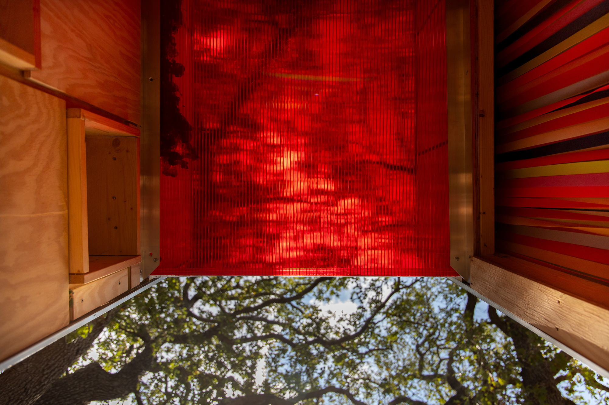 Hidden in Plain Sight Pavilion / Nelsen Partners-37