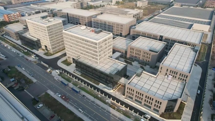 加速“金蛋”项目孵化!中建八局重庆璧山高新区专精特新产业园项目竣工-55