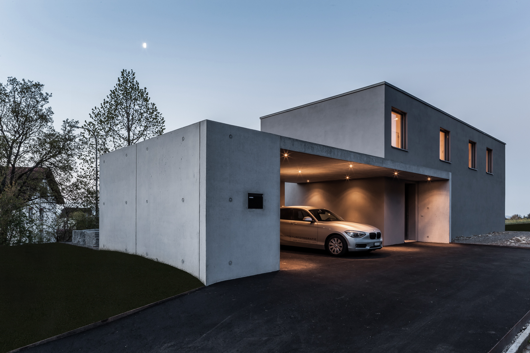 瑞士农村四口之家住宅，灵活居住空间与自然美景相融合-8