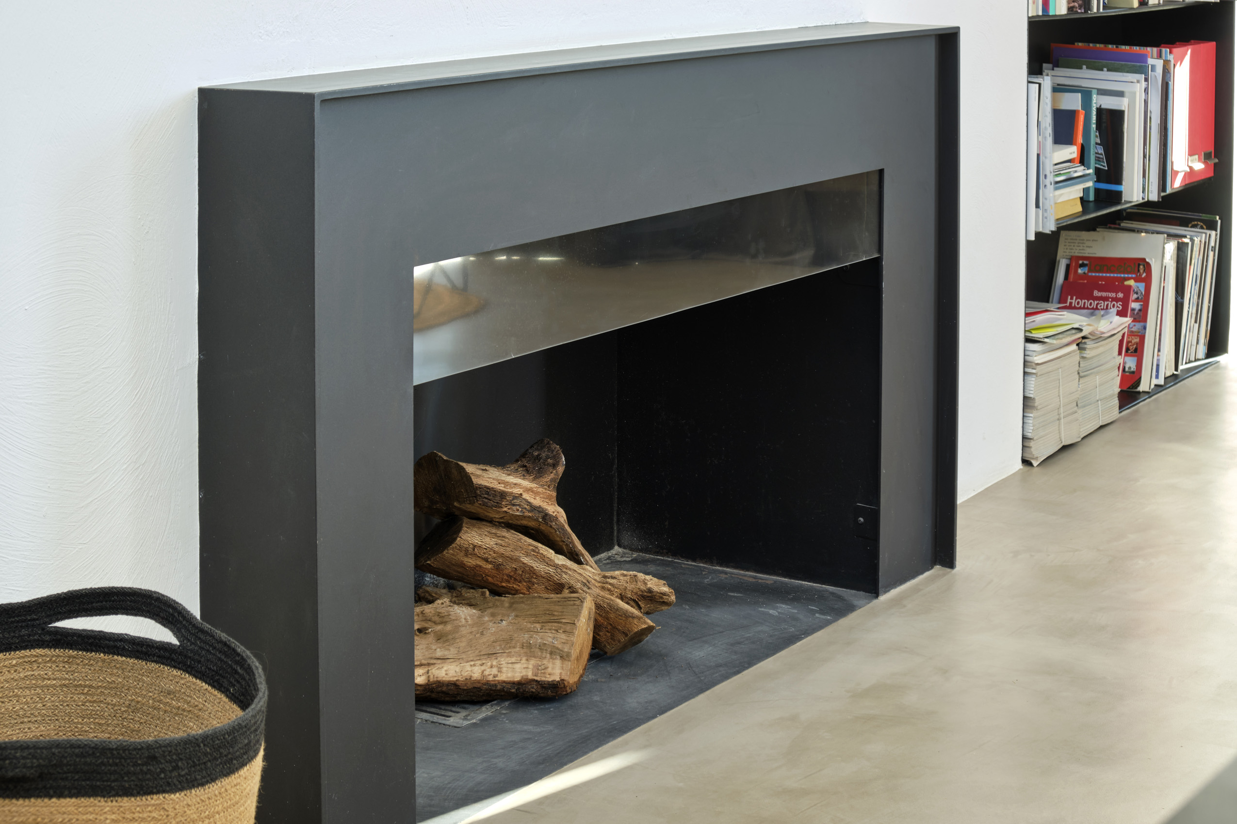 历史中心的海岸城市办公空间丨Alejandro Gimenez Architects-21