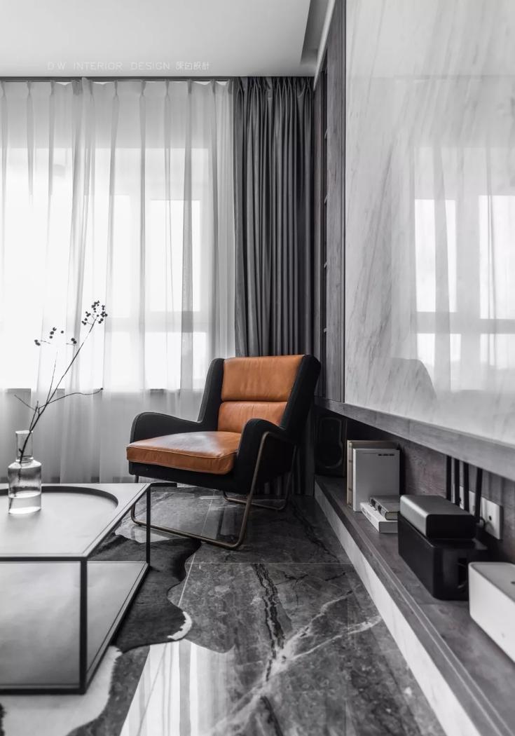 90 后婚房爆改,简约灰色调中的活力与诗意-8