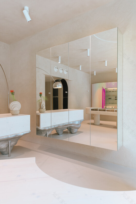 IOKO 商店丨斯洛伐克布拉迪斯拉发丨alan prekop-16