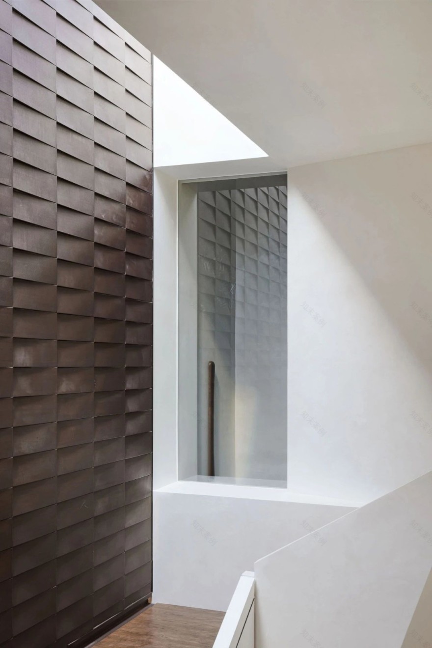 金色年华·悦府城市艺术展厅丨中国中山丨奥迅设计-26