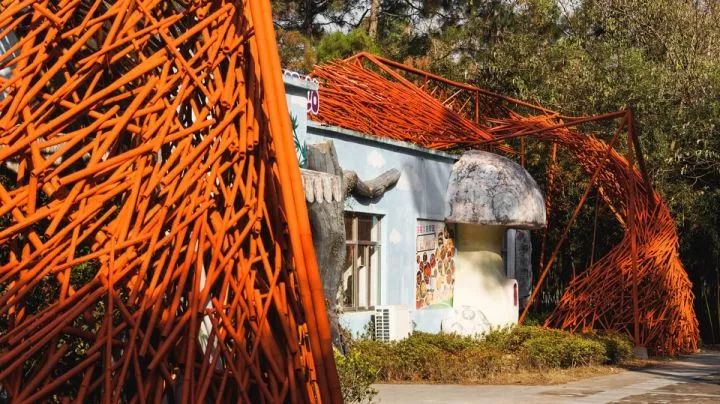 沈阳建筑大学“生长中的熊猫舞台” | 竹构与场地的共生设计-38