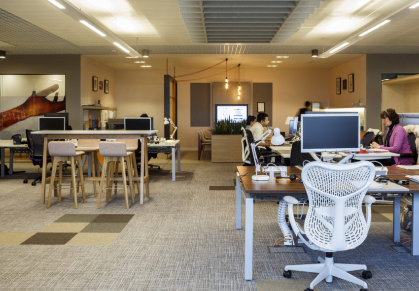 Innovative AstraZeneca Offices created by SpaceInvaders to provide a unique and engaging space for employees 太空入侵者创建的创新型阿斯利康办公室，为员工提供独特和吸引人的空间-10