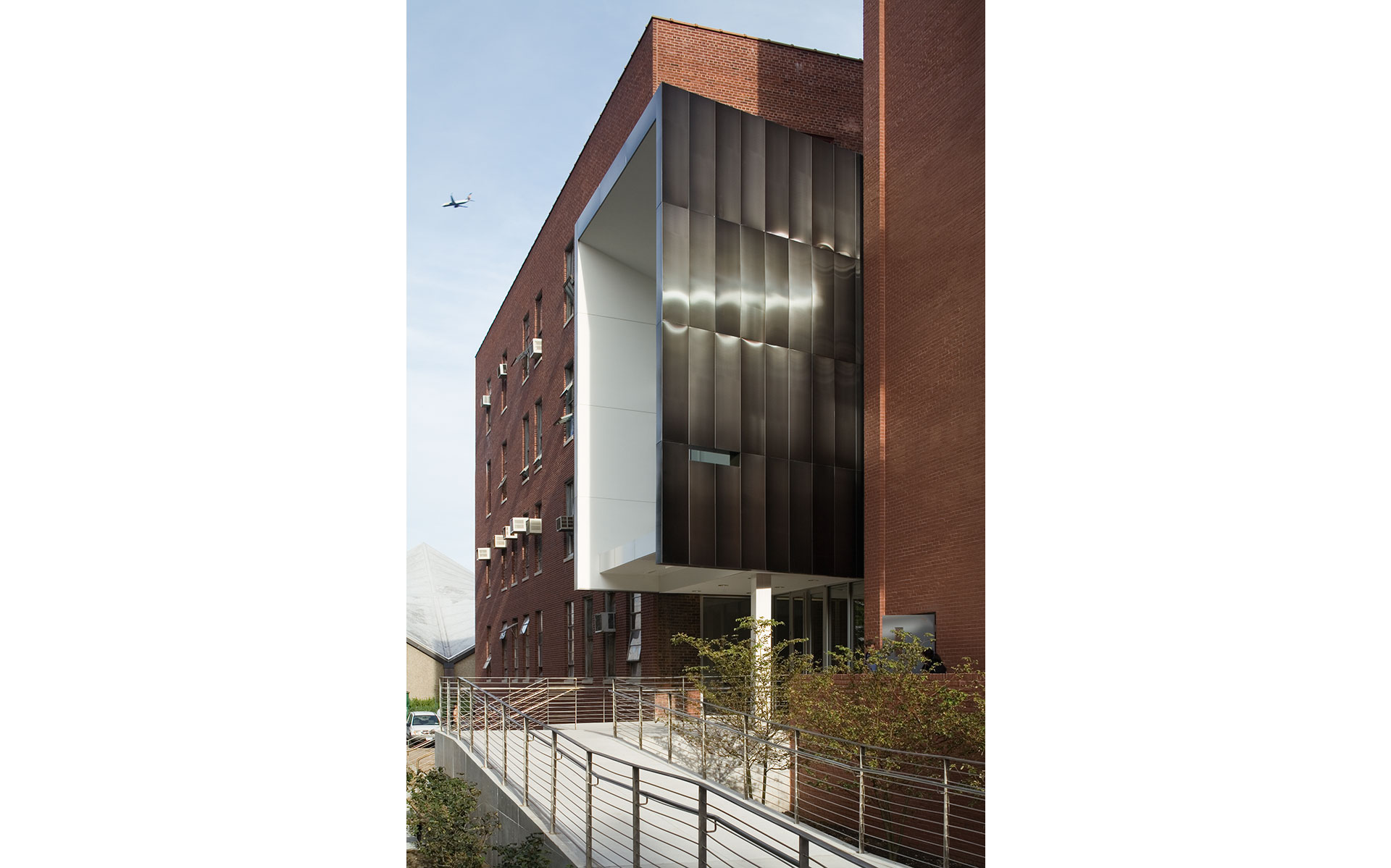 HMA  » Juliana Curran Terian Pratt Pavilion-8