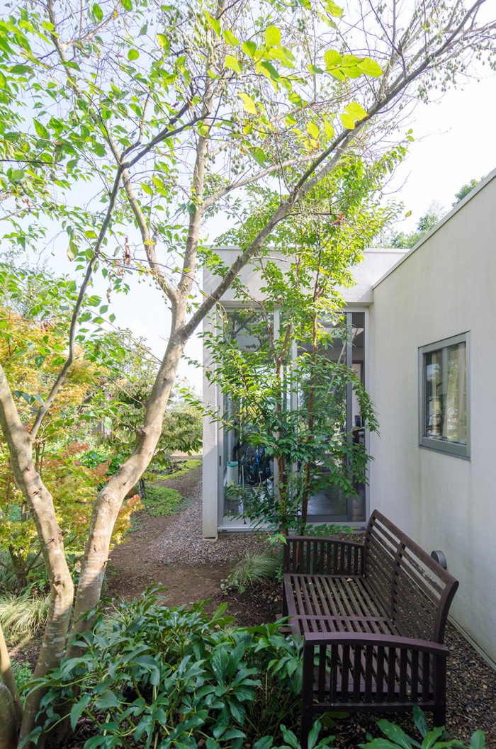 自然との共生の中で庭づくりに、サックス吹き…楽しみと挑戦へと触発する家 | Green | 100%LiFE-6