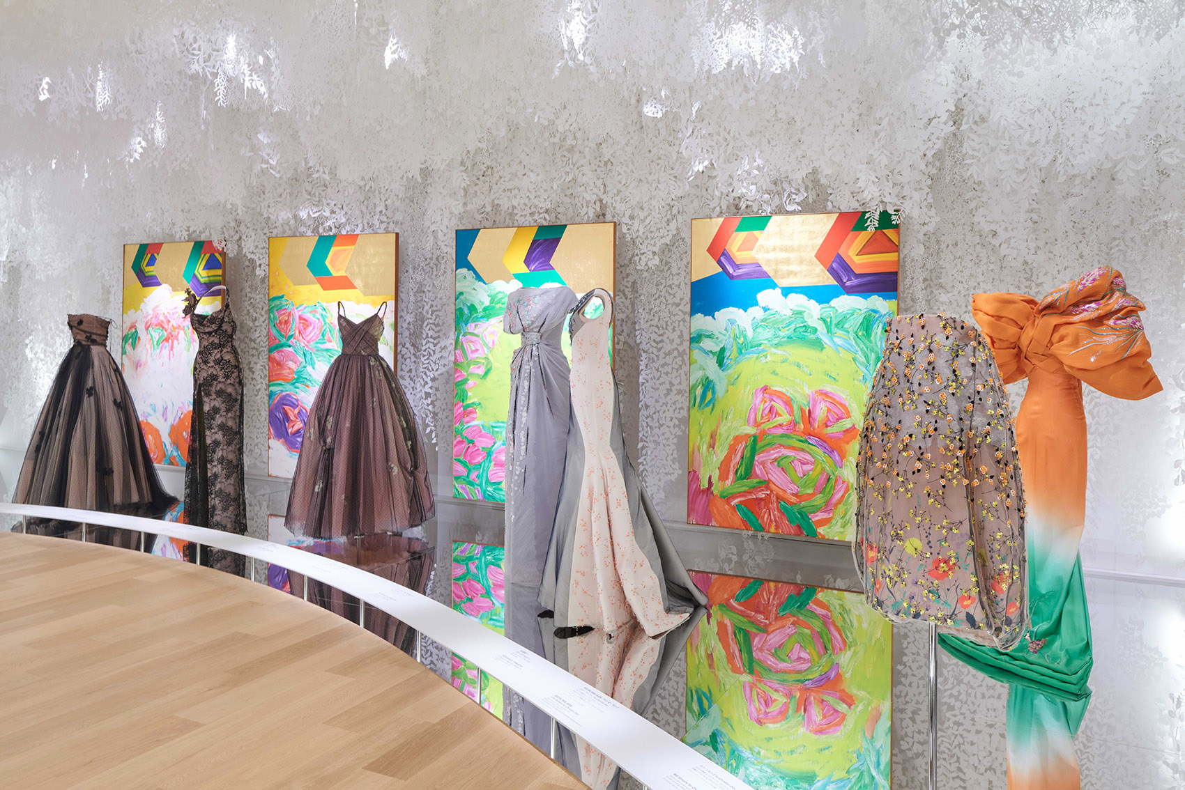 《克里斯汀·迪奥:梦之设计师》展览丨日本东京丨OMA+Shohei Shigematsu-103