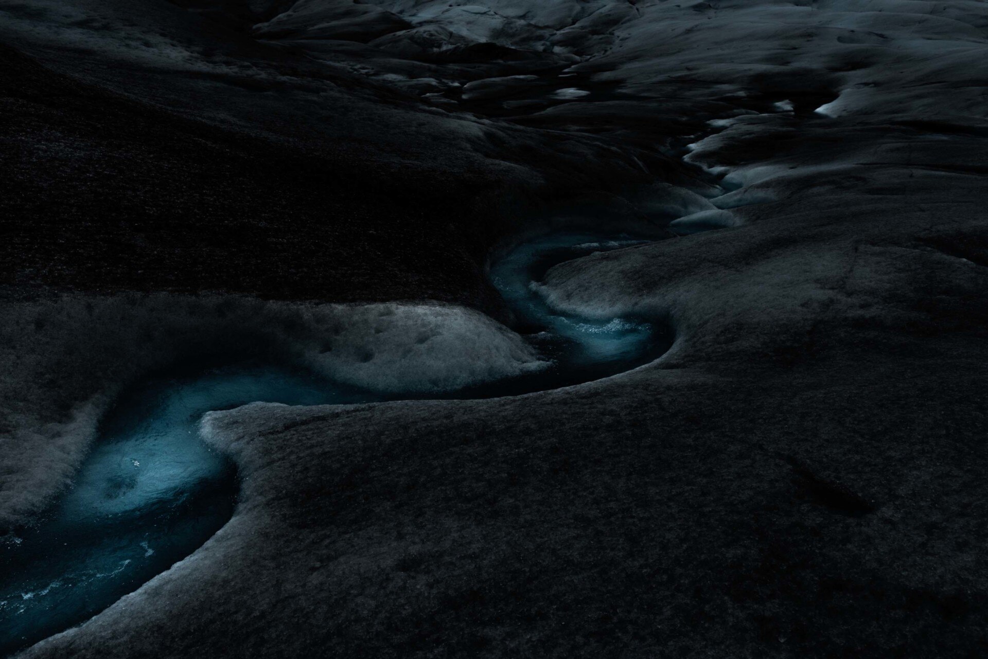 First look: this Melbourne-based photographer has captured one of the world’s most beautiful natural attractions-0