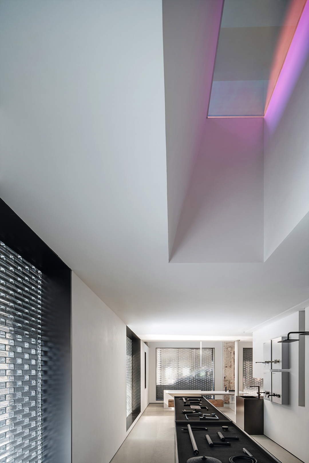 观博卫浴总部及展厅丨中国佛山丨里与外,LEW STUDIO-35