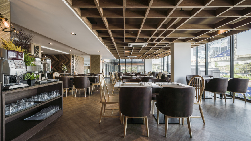 Srinakarin Hotel / Archimontage Design Fields Sophisticated-17