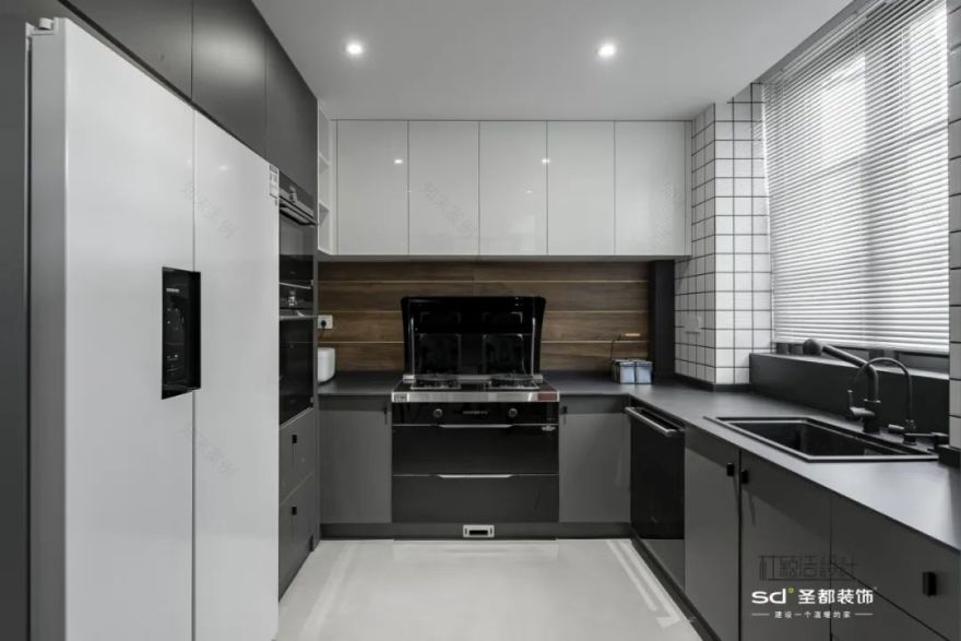 机车控的秘密基地 | 极简复古的 120㎡浪漫空间-53